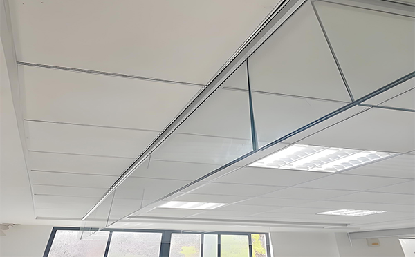 和静玻璃挡烟垂壁