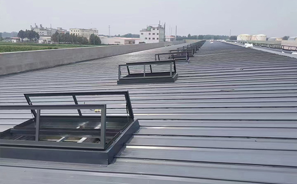 某中学室内体育馆和静排烟窗改造项目